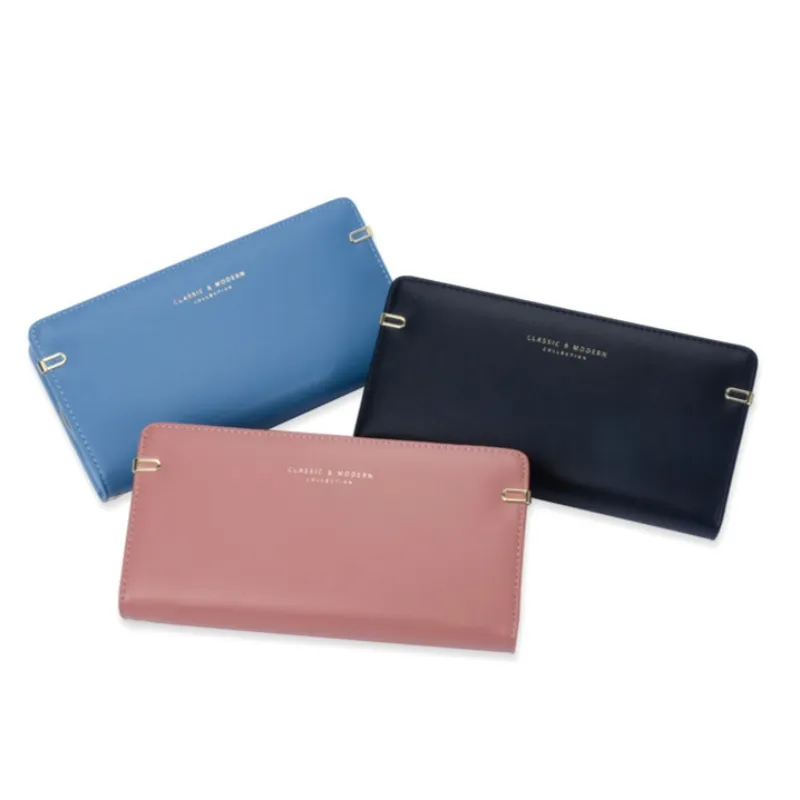 Dompet besar dengan banyak slot kad